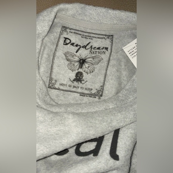NWT Daydream Nation“Real Like The Movies” Raincloud Grey Oversized Sweatshirt - Picture 8 of 12